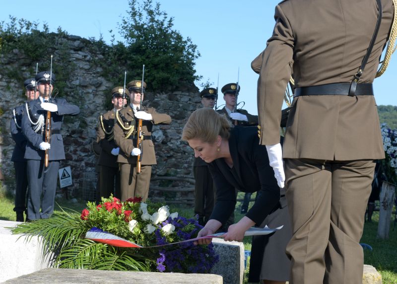 DSC 0591-Oltar domovine